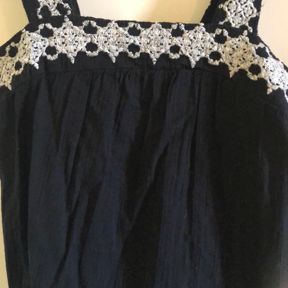 Universal Threads Tank Top - Picture 3 of 3